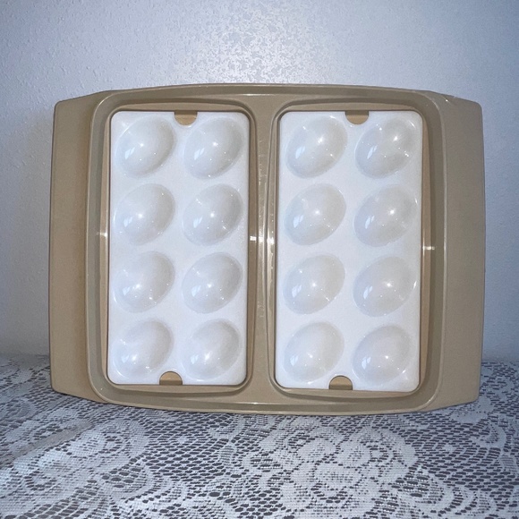 TUPPERWARE Deviled Egg Taker Keeper Carrier Container Trays 4pc Vintage Complete - Picture 3 of 6